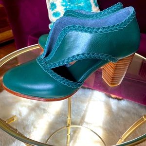 ELF Spirit Walker Booties